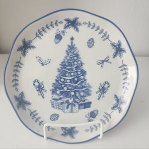Potter's Studio 8 1/2 In Blue and White Christmas Tree Salad  Plate